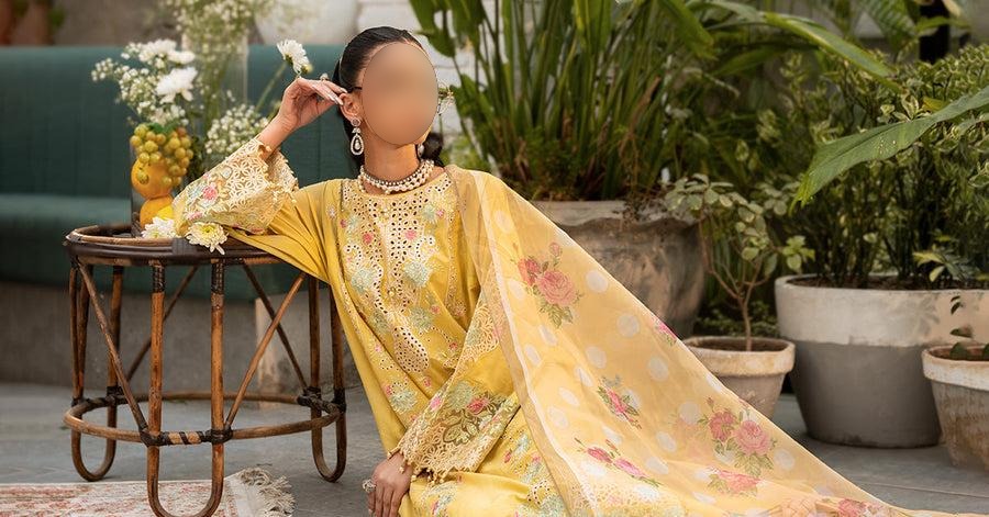 3 Piece Embroidered Lawn Suit | DW-EF25-05/A|MARIA B